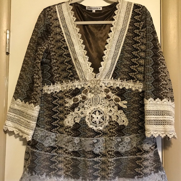 Passion Concept Pullover Blouse Size L - Picture 3 of 8